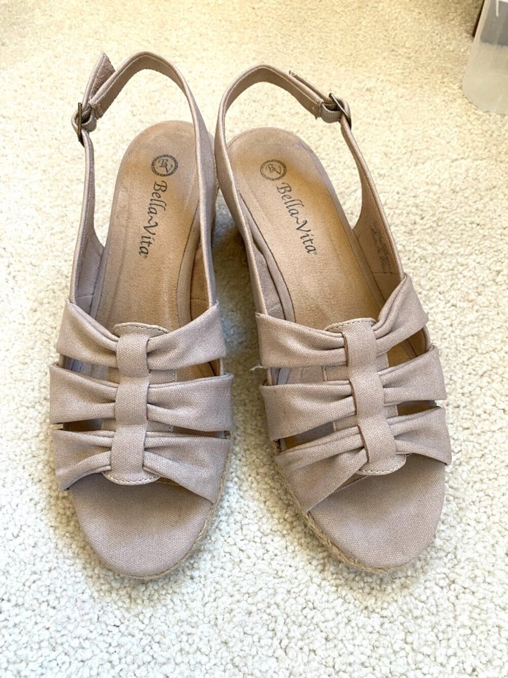 Espadrille wedge linen color soft fabric, comfortable, 2" heel sandal sz 8-1/2. - Picture 5 of 6